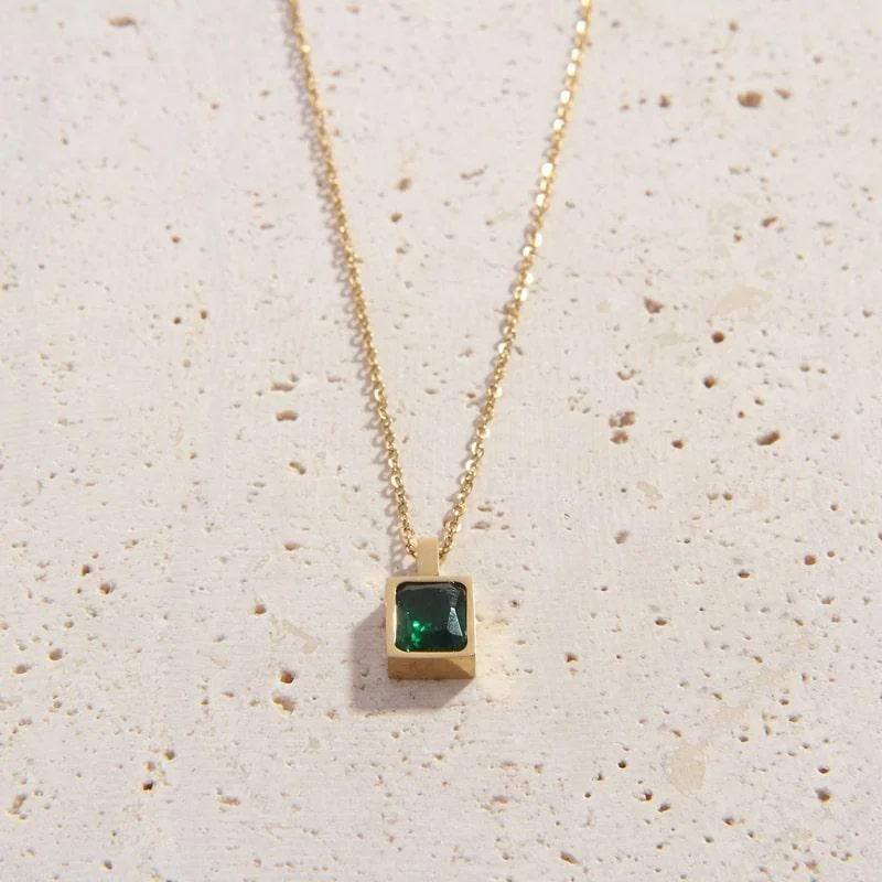 Vert Necklace