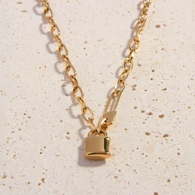 Lulu Necklace